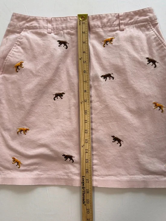 Larry Levine Pale Pink Mini Skirt with Embroidered Retrievers - Picture 11 of 11